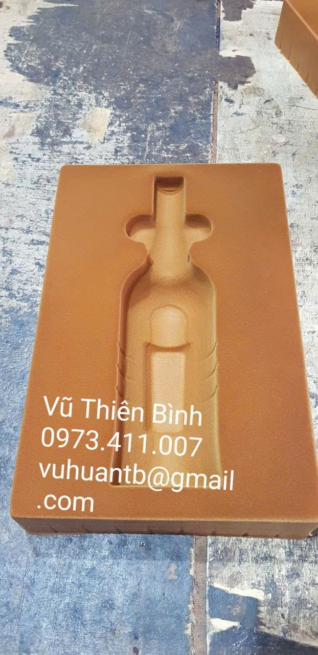 khay nhựa phun nhung chất lượng cao